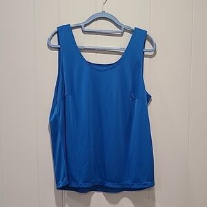 SALE!! Blue sleeveless tank top with scoop neck and relaxed style